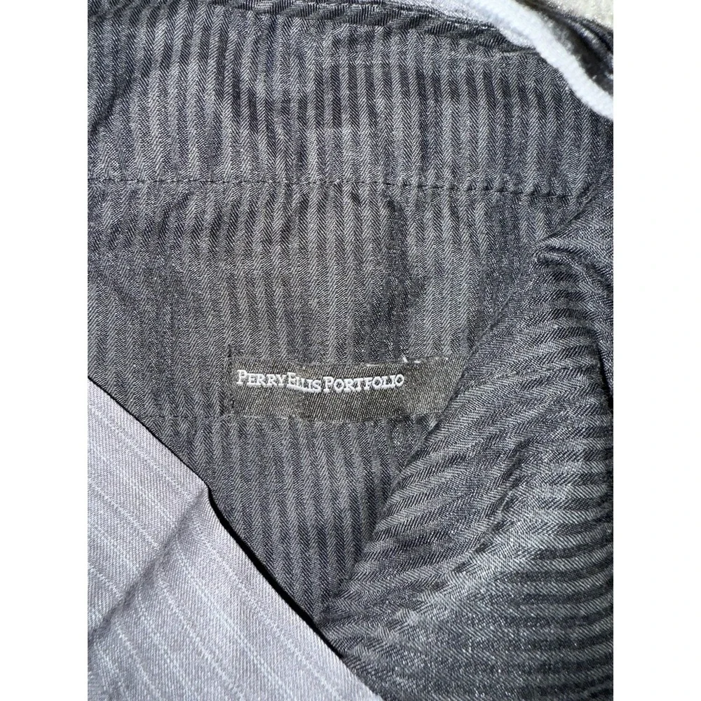 Perry Ellis Portfolio Mens Gray Pinstripe Dress Pants 32x32 Regular Fit